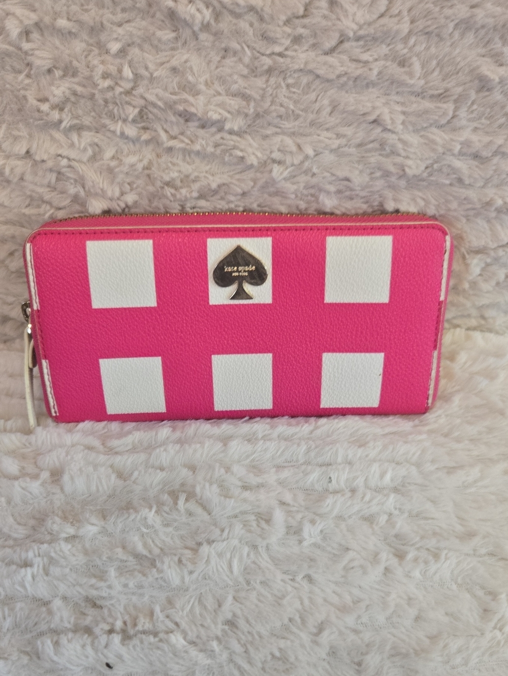 kate spade Hot Pink and White Check Zip-Around Wallet EUC